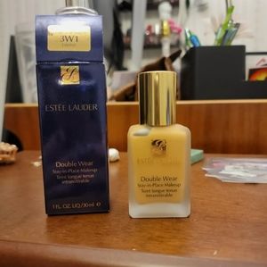 Authentic Estee Lauder Double Wear Foundation in Tawnt 3W1 NIB